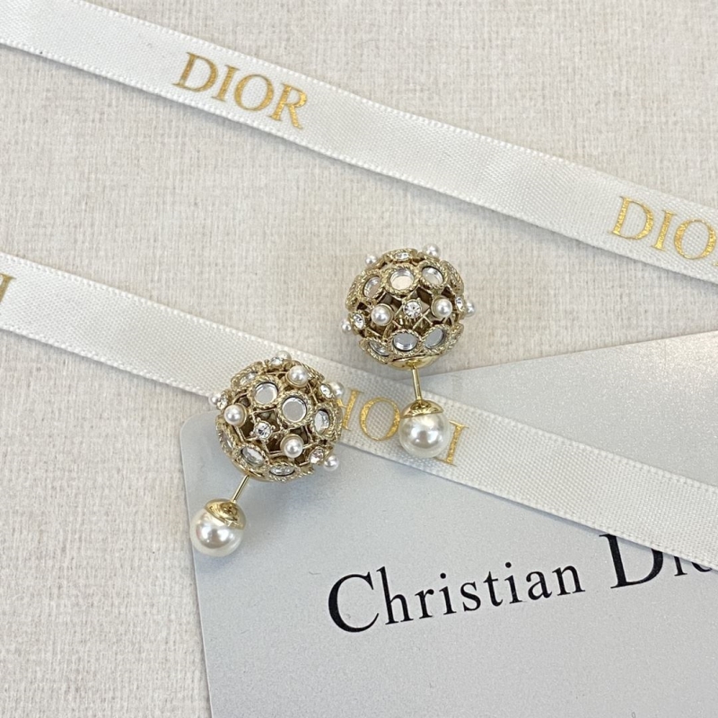 ch**an D*or earrings